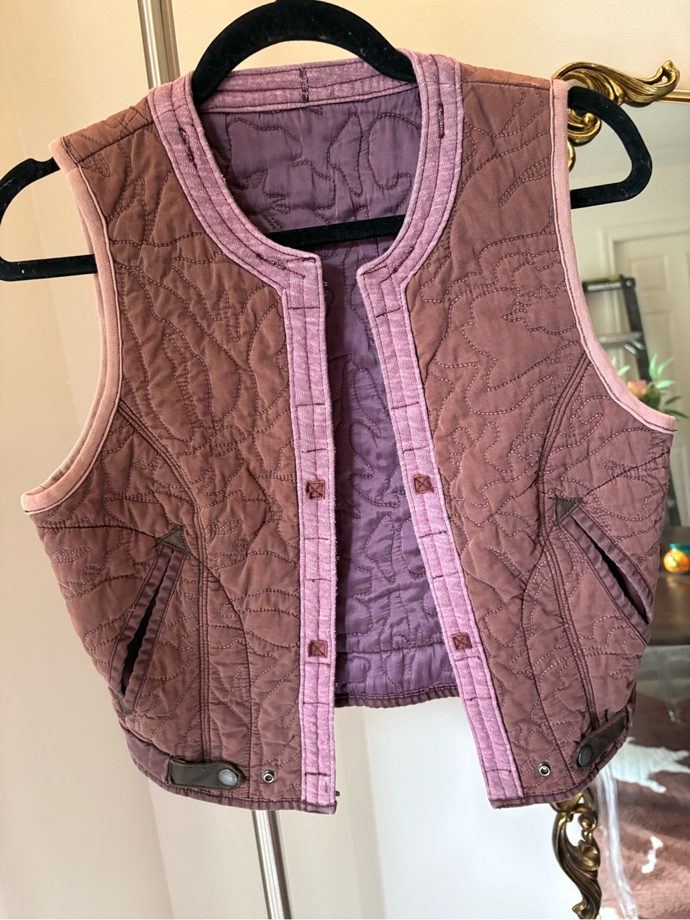 Adorable Free People Style Quilted Sleeveless Vest - Mauve/Pink